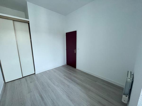 A louer Appartement refait à neuf Mont De Marsan 2 chambres et cellier