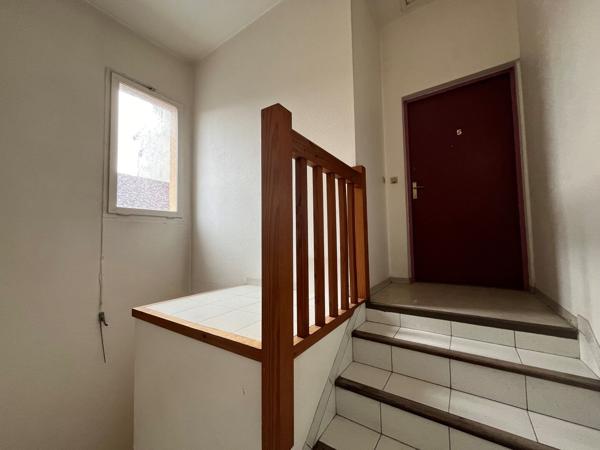 A louer Appartement refait à neuf Mont De Marsan 2 chambres et cellier
