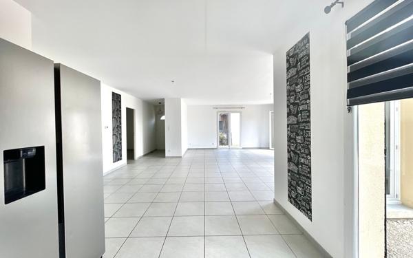 Maison à vendre    4 pièces • 115 m2 Saint-Sulpice-et-Cameyrac