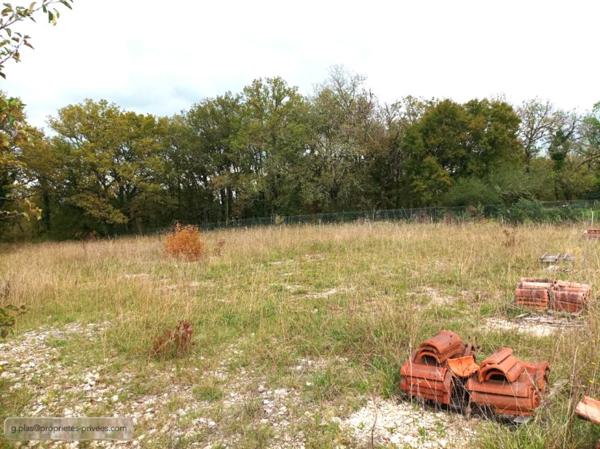 Terrain constructible  à vendre 1 714 m²