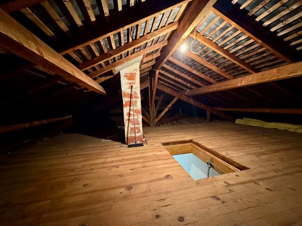 Maison sur sous-sol à vendre 7 pièces ECOUFLANT (49) 5 chambres