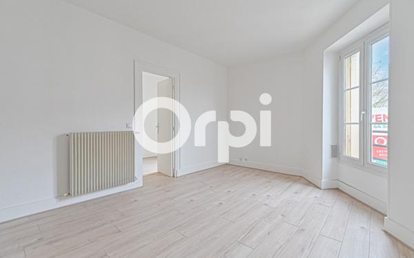 Appartement à vendre    2 pièces • 35,02 m2 Paris 19