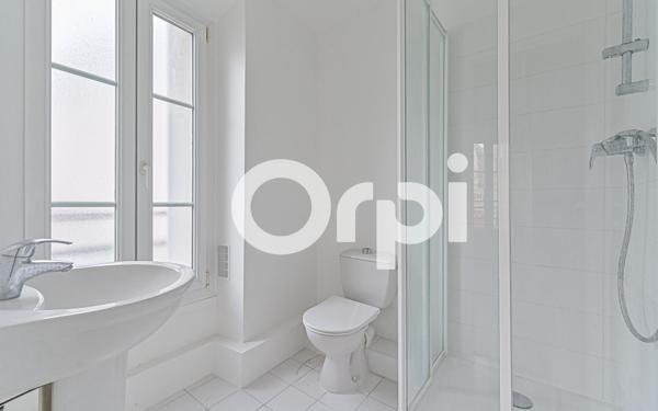 Appartement à vendre    2 pièces • 35,02 m2 Paris 19