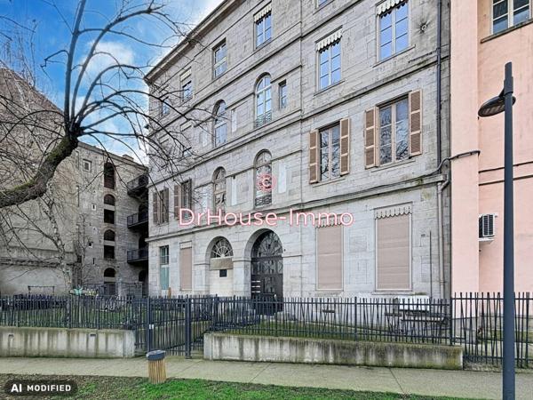 Appartement à vendre 7 pièces de 187 m²