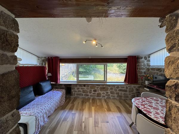 Maison en pierre rénovée – Meublée à Thueyts (07)