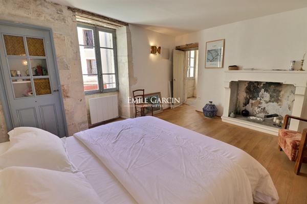 A vendre - Maison de village avec terrasse et vue remarquable