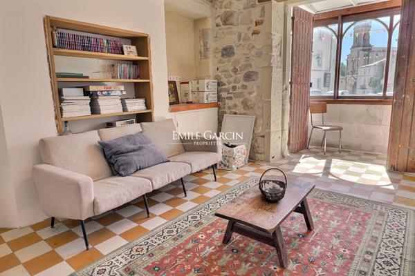 A vendre - Maison de village avec terrasse et vue remarquable