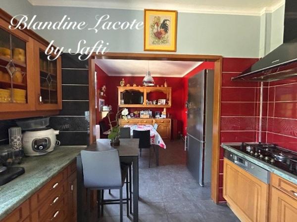 Spacieux pavillon de 188m2, proche des commodités