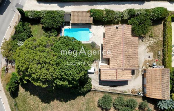 Maison à CHEVAL-BLANC, 84460 - 5 pièces 118m²