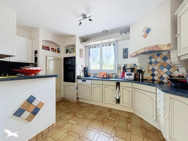 Maison 379 080 € La Tremblade 6 p 125 m² DPE C