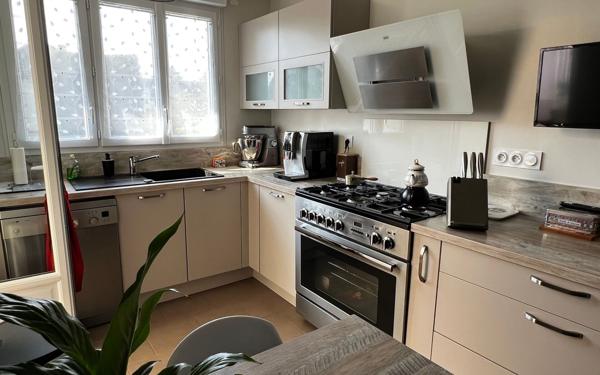 Maison à vendre    6 pièces •  Nogent-le-Rotrou