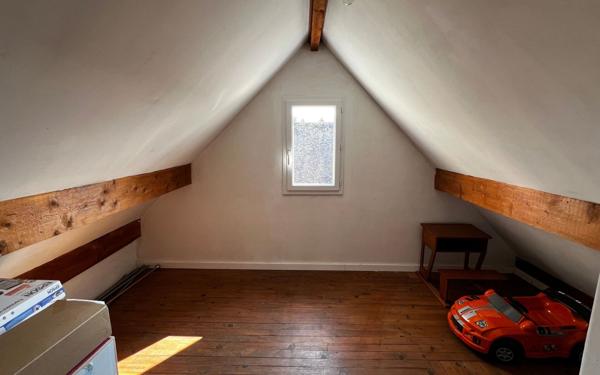 Maison à vendre    6 pièces •  Nogent-le-Rotrou