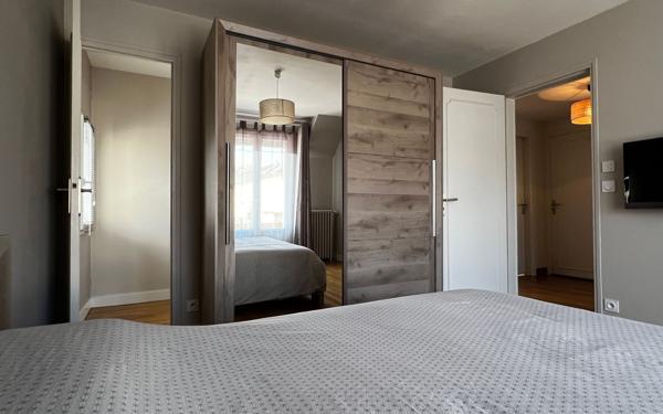 Maison à vendre    6 pièces •  Nogent-le-Rotrou