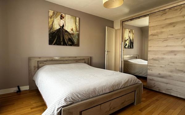 Maison à vendre    6 pièces •  Nogent-le-Rotrou