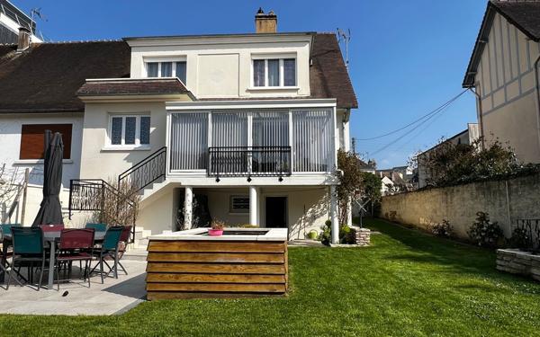 Maison à vendre    6 pièces •  Nogent-le-Rotrou