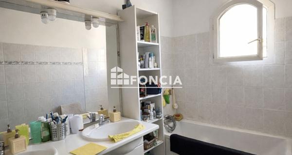 À vendre Maison 5 pièces 130 m² - Marseille 13011