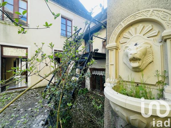 Demeure 7 pièces de 143 m² à Mézières-en-Brenne (36290)