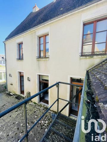 Demeure 7 pièces de 143 m² à Mézières-en-Brenne (36290)