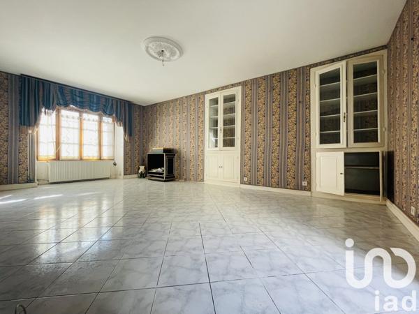 Demeure 7 pièces de 143 m² à Mézières-en-Brenne (36290)