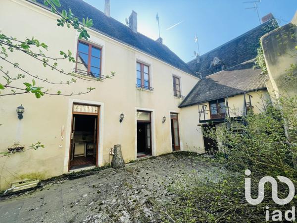 Demeure 7 pièces de 143 m² à Mézières-en-Brenne (36290)