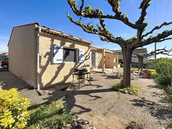 Maison de plain-pied 4 pièces à Mail avec terrasses