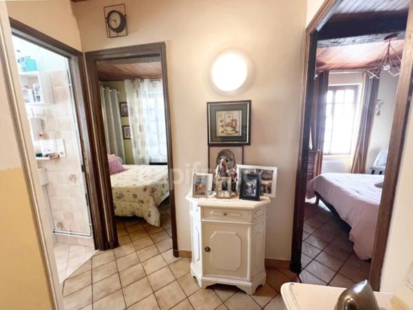 Maison de village 3 pièces à vendre – 68 m² – 2 chambres – Proche Forcalquier et Digne-les-Bains