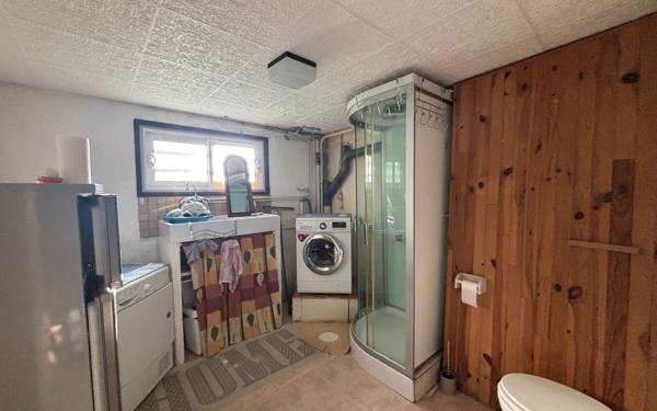 Maison à vendre    6 pièces •  Pont-l'Abbé-d'Arnoult