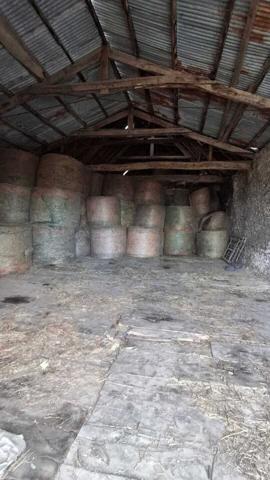 Grange de 304m2 avec hangar 484m2 et terrain de 2500m2 97 000 €