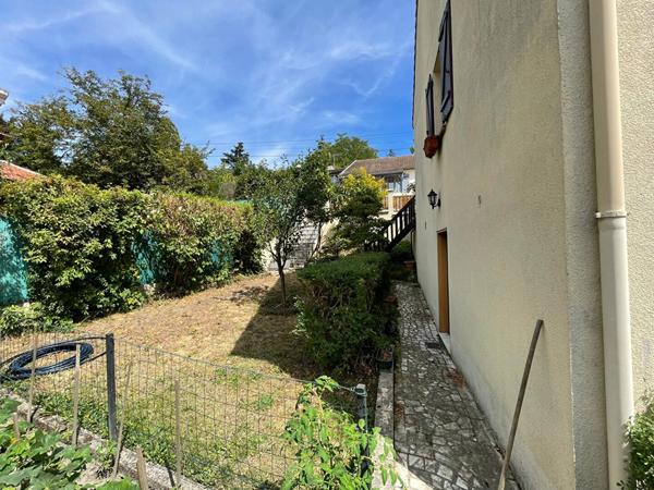 Maison - Emy lès Prés €499 000.00 ** - Ref : 978