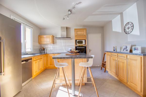 Maison de plain-pied de 115 m² avec jardin dans un hameau au calme