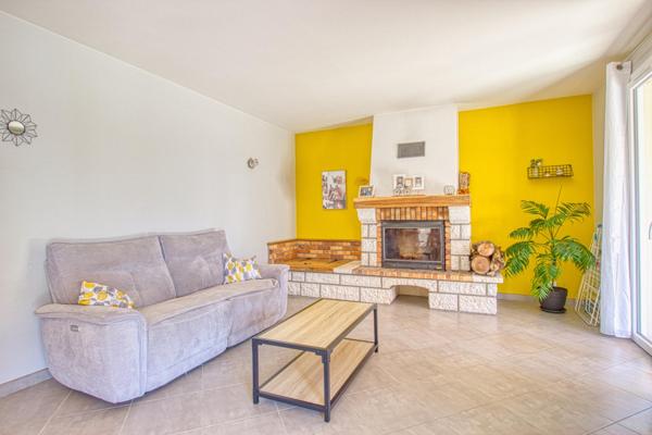 Maison de plain-pied de 115 m² avec jardin dans un hameau au calme