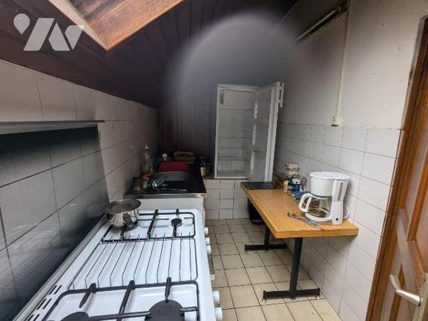 A VENDRE - Pas-de-Calais - AUCHY-LES-HESDIN - MAISON DE TYPE LONGERE AVEC DEPENDANCES A RENOVER...