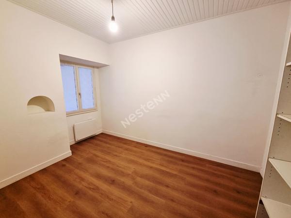 A vendre à LA MÉZIÈRE - MAISON 3 CHAMBRES DE 92m² - CENTRE-VILLE - POTENTIEL 5 chambres, 150m²