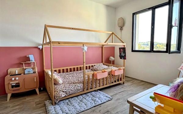 Maison à vendre    4 pièces •  Générac