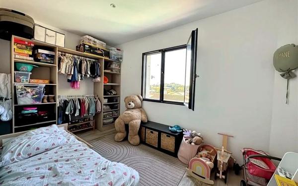 Maison à vendre    4 pièces •  Générac