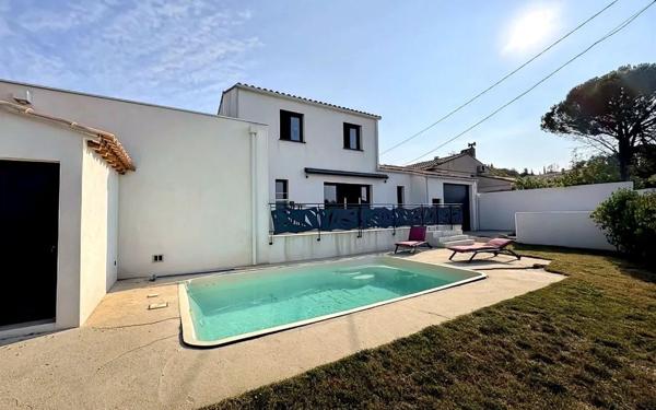 Maison à vendre    4 pièces •  Générac