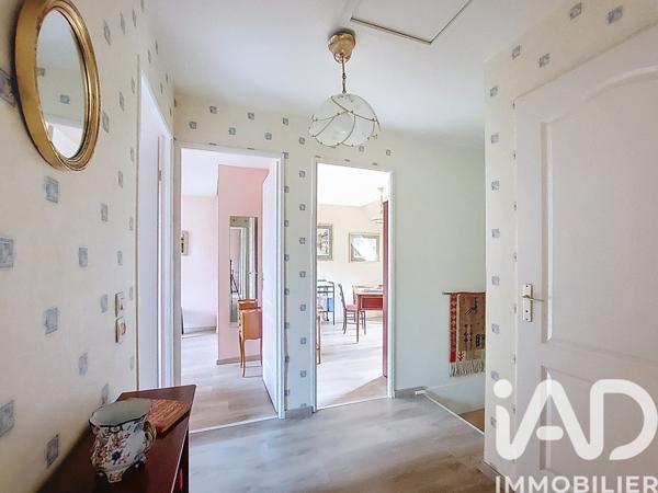 Maison à vendre 7 pièces 139,82 m² Mandres-les-Roses