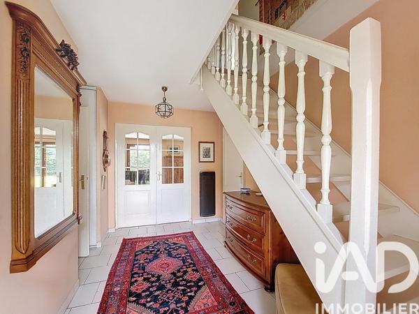 Maison à vendre 7 pièces 139,82 m² Mandres-les-Roses