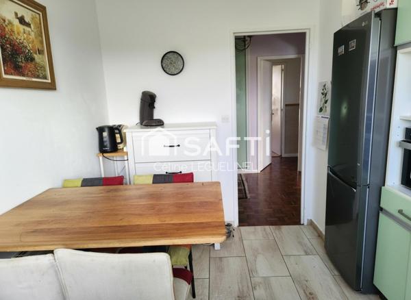 Idéal famille – T5  spacieux avec terrasse et vue dégagée à Marly-le-Roi+2 stationnements