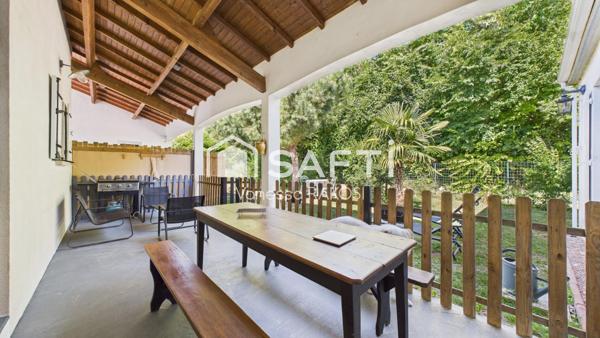 Maison de plain pied 158 m² habitables, 6 pièces, 4 chambres à Puy du Lac