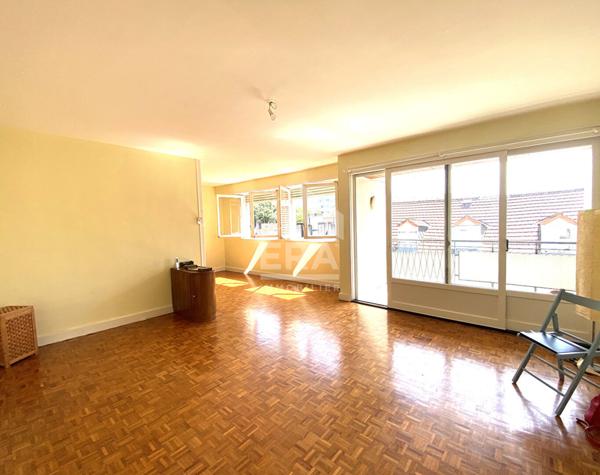 PAU - Centre ville : Appartement T3  79 m2 avec terrasse