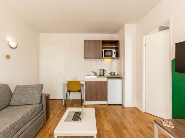 INVESTISSEMENT LOCATIF – CARRIERES SOUS POISSY - Résidence  Adagio Access - 6,63% de rentabilité.