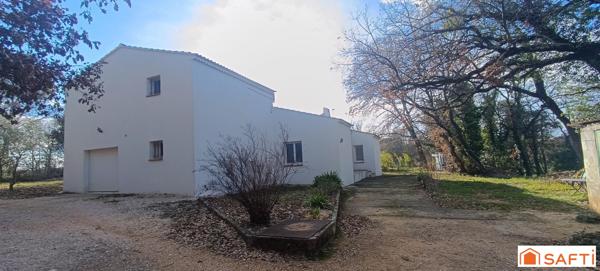 Jolie Maison sur terrain de 4000 m²