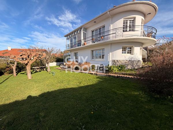 BEAU REZ DE JARDIN 4 PIECES QUARTIER LISSARDY