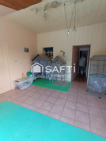 MAISON DE VILLE 131 M² - SETEUR MESLAY DU MAINE / 53170