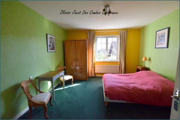 Maison à vendre 6 pièces LURE (70)