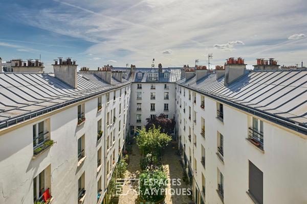 Dernier étage traversant proche Martyrs