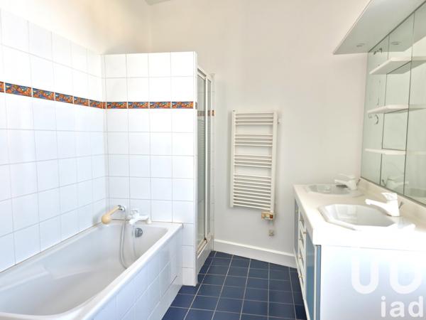 Maison à vendre 9 pièces 231 m² Cognac
