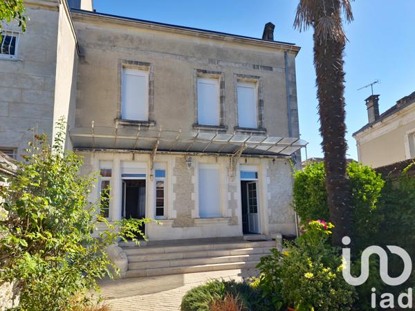 Maison à vendre 9 pièces 231 m² Cognac
