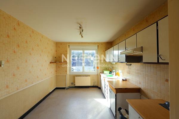 LANDERNEAU - Maison à vendre - 8 pièces, 4 chambres, à rénover